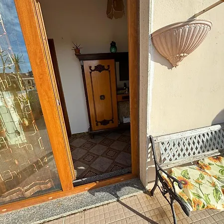 Pm 17 Via Galileo Galilei Apartment *