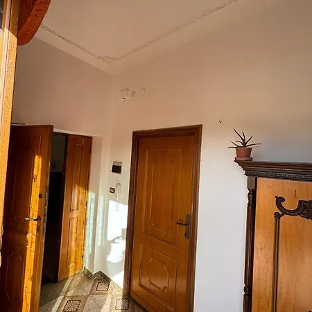 Pm 17 Via Galileo Galilei Apartment *